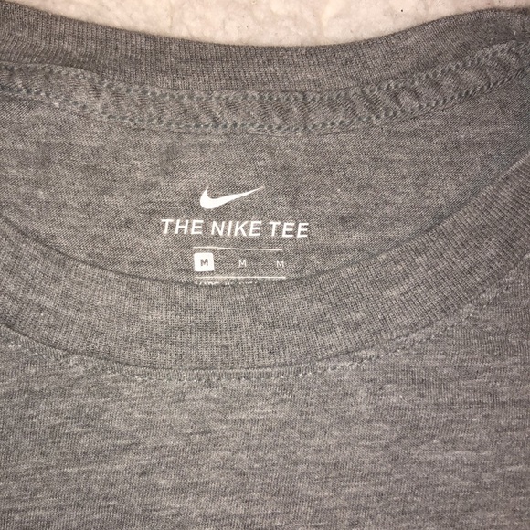 Nike Air Tee - Picture 3 of 3